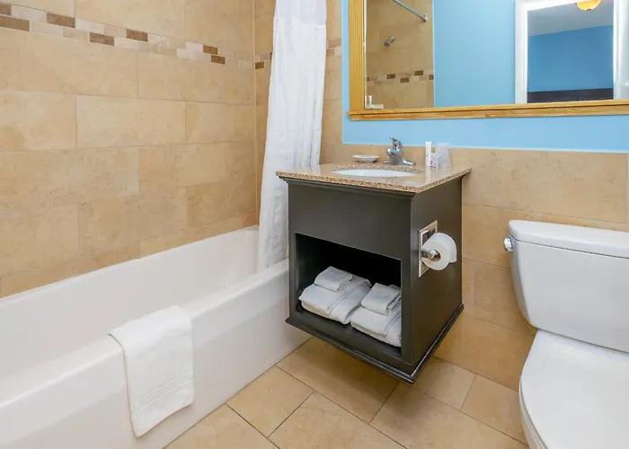 Commander House 2* Ocean City