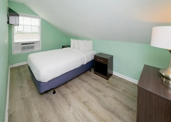 Commander House Hotel