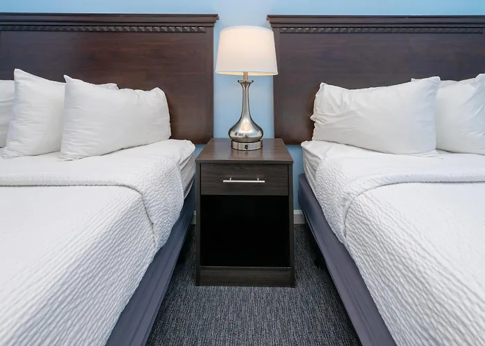 Commander House 2*