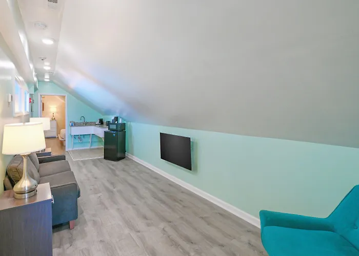 Commander House 2* Ocean City