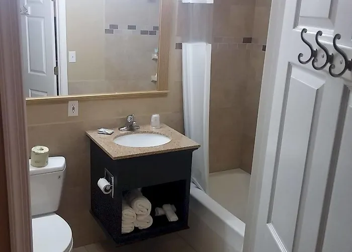 Hotel Commander House