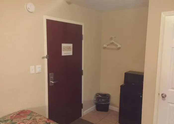 Hotel Commander House